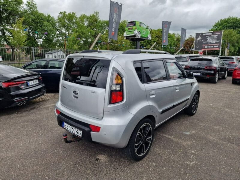 Kia Soul 1.6 Benzyna 126 KM, Klimatyzacja, Alufelgi 18", USB, AUX, Isofix I (2009-2014)