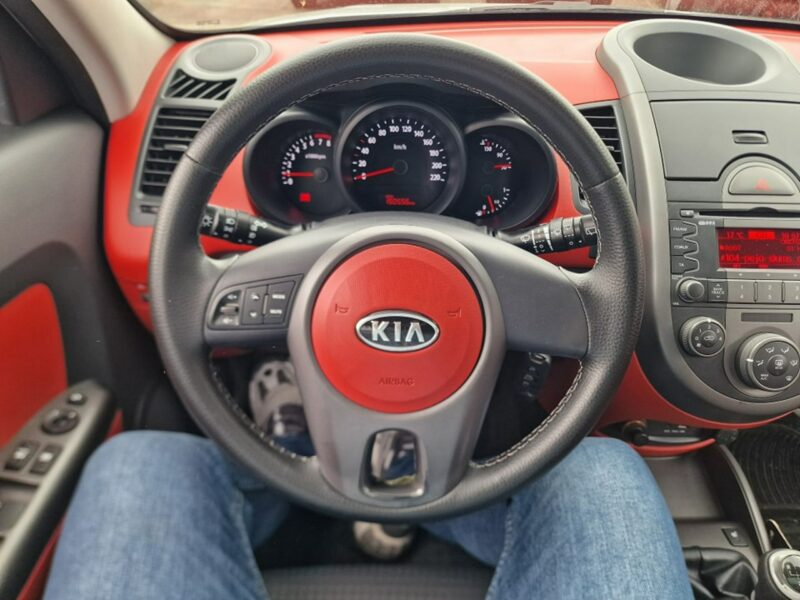 Kia Soul 1.6 Benzyna 126 KM, Klimatyzacja, Alufelgi 18", USB, AUX, Isofix I (2009-2014)