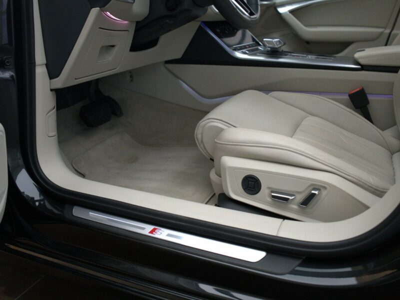Audi A6 45TFSI Quattro Sline Virtual Matrix Panorama TempomatACC Kamera Alu19 C8 (2018-)