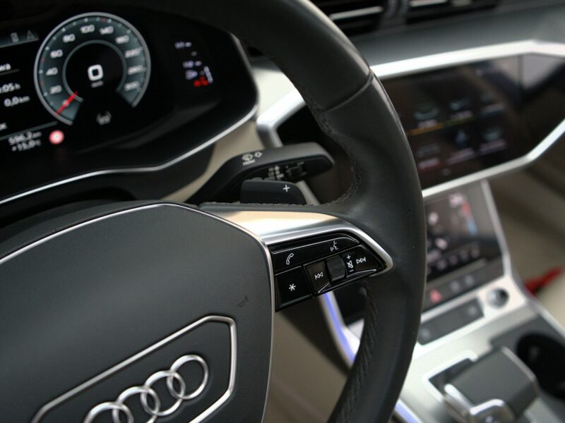 Audi A6 45TFSI Quattro Sline Virtual Matrix Panorama TempomatACC Kamera Alu19 C8 (2018-)