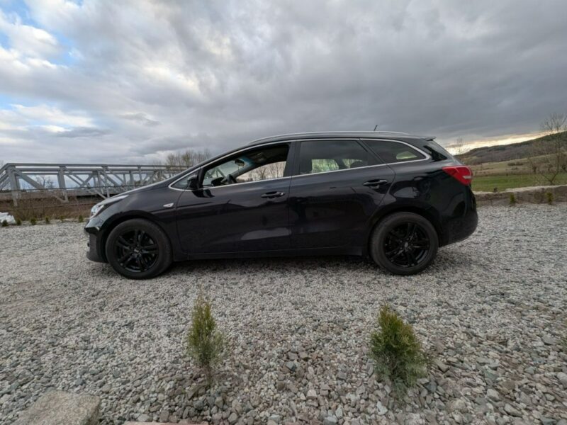 Kia Cee'd Kamera cofania II (2012-)