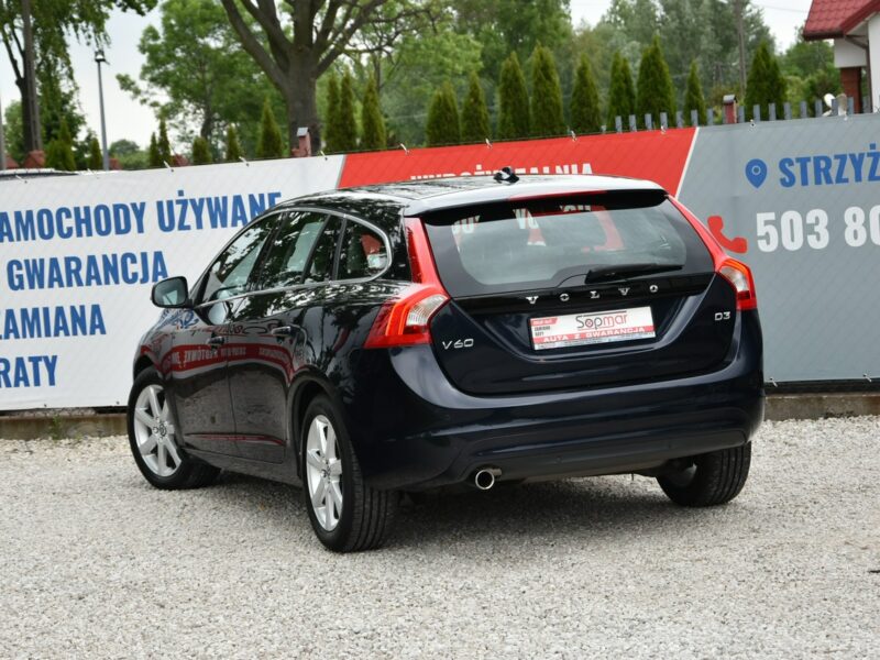 Volvo V60 D3 2.0 150KM Automat 2017r. LED NAVi Skóra Gwarancja BEZWYPADEK I (2010-2018)