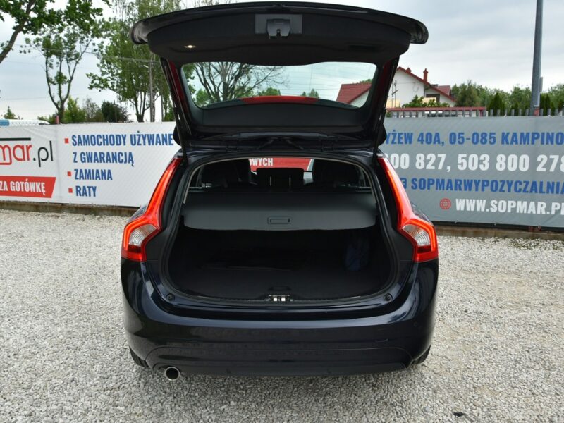 Volvo V60 D3 2.0 150KM Automat 2017r. LED NAVi Skóra Gwarancja BEZWYPADEK I (2010-2018)
