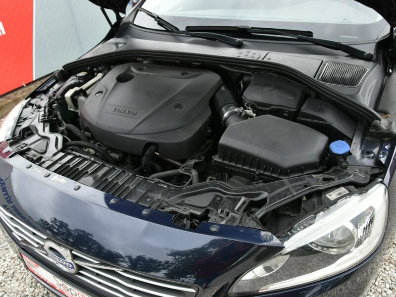 Volvo V60 D3 2.0 150KM Automat 2017r. LED Skóra Gwarancja BEZWYPADEK Rezerwacja I (2010-2018)
