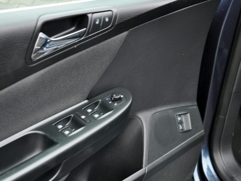 Volkswagen Passat 1.6MPI(102KM)*El.Fotel*Welur*Klimatronik*Reling*Chrom*Alu16"ASO B6 (2005-2010)