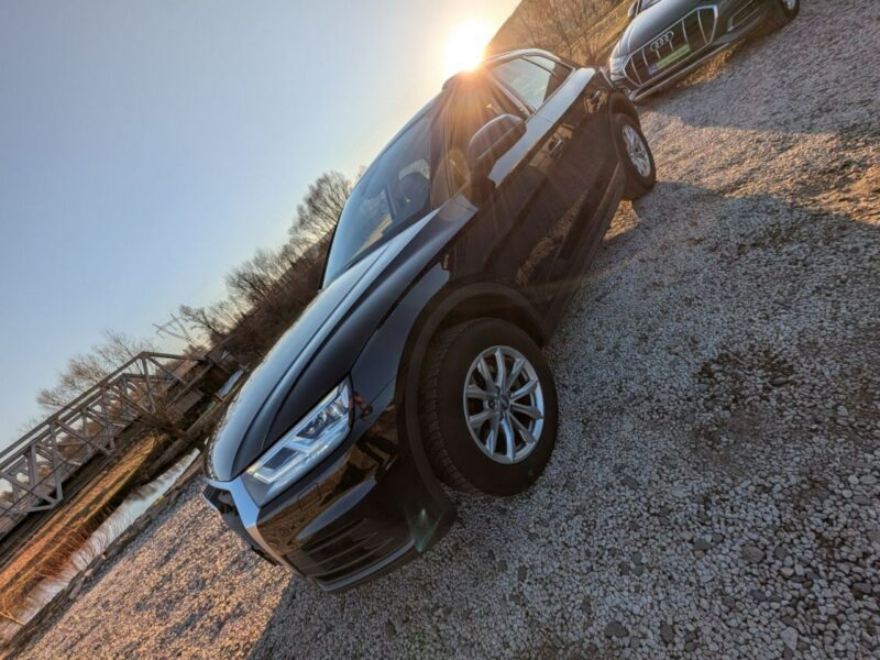 Audi Q5 Roczna Gwarancja, KAMERA COFANIA FY (2017-)