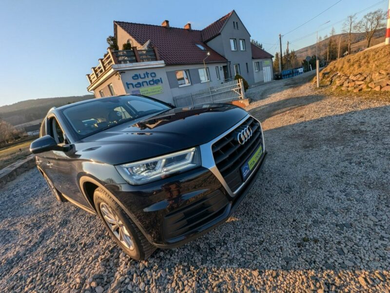Audi Q5 Roczna Gwarancja, KAMERA COFANIA FY (2017-)