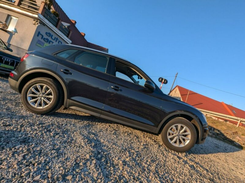 Audi Q5 Roczna Gwarancja, KAMERA COFANIA FY (2017-)