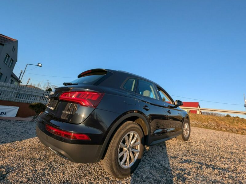 Audi Q5 Roczna Gwarancja, KAMERA COFANIA FY (2017-)