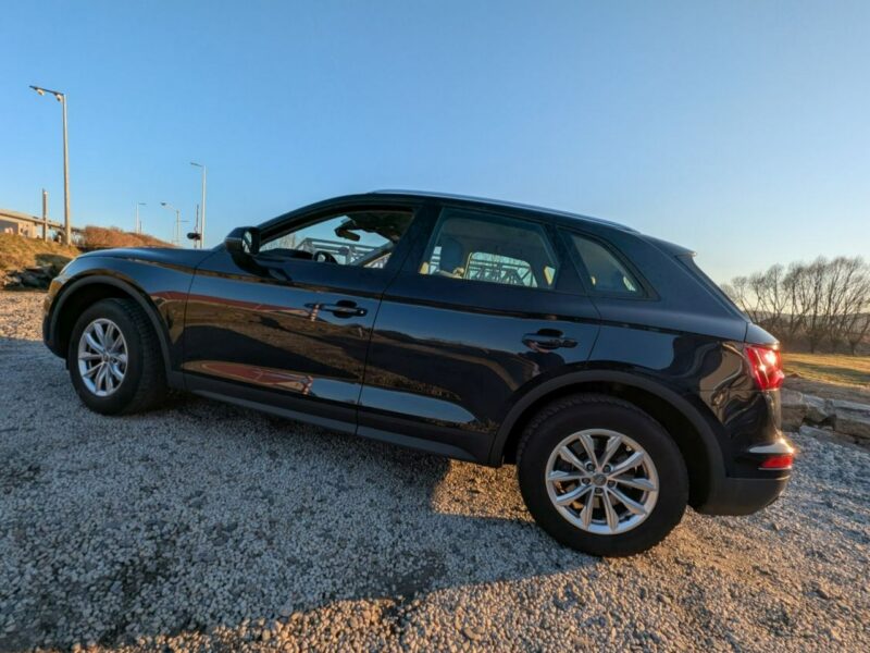 Audi Q5 Roczna Gwarancja, KAMERA COFANIA FY (2017-)
