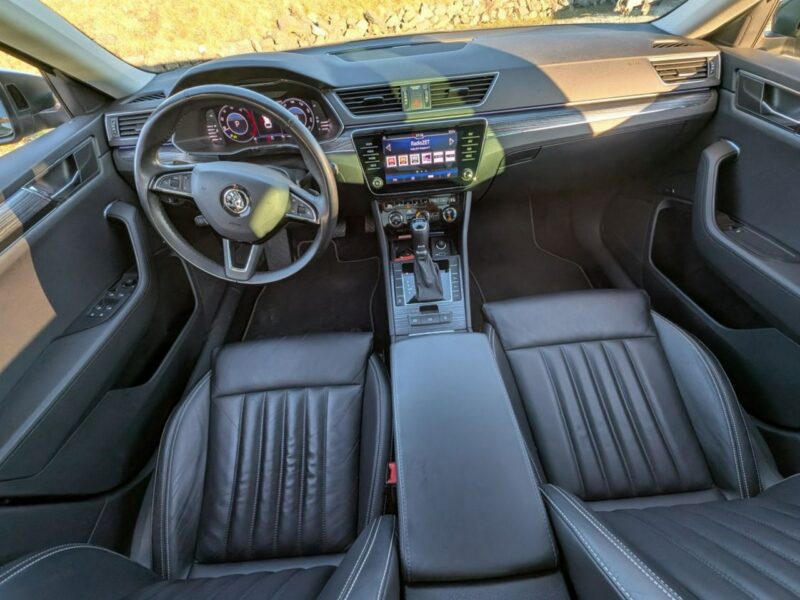 Škoda Superb Roczna Gwarancja, Kamera cofania III (2015-2023)