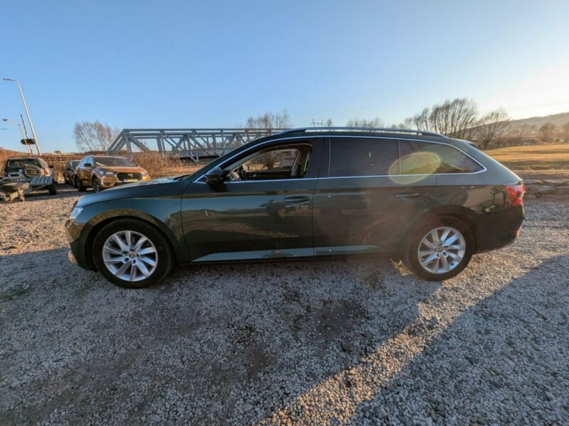 Škoda Superb Roczna Gwarancja, Kamera cofania III (2015-2023)