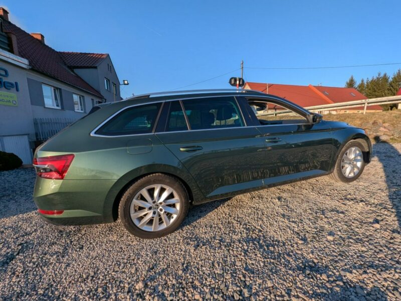Škoda Superb Roczna Gwarancja, Kamera cofania III (2015-2023)