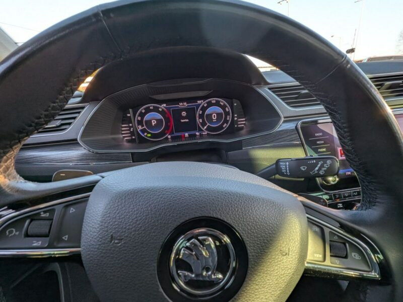 Škoda Superb Roczna Gwarancja, Kamera cofania III (2015-2023)