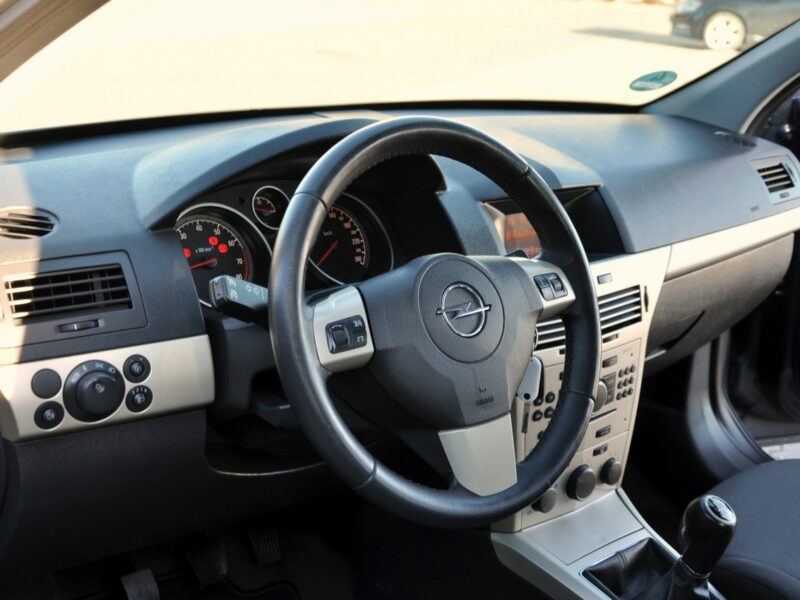 Opel Astra 1.6i(115KM)*Lift*Klimatronik*I Właściciel*Welur*Alu16"ASO Opel H (2004-2014)