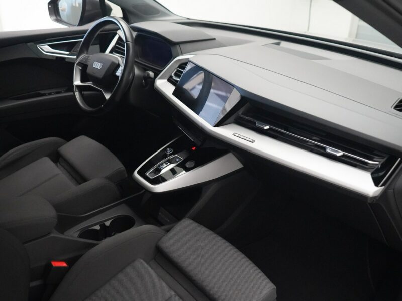 Audi Q4 e-tron 50 299KM Quattro S-line LED