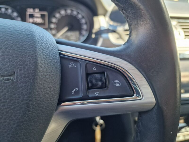 Škoda RAPID 1.4 TDI 90 KM, Navi, Bluetooth, Klimatyzacja, Tempomat, Isofix,