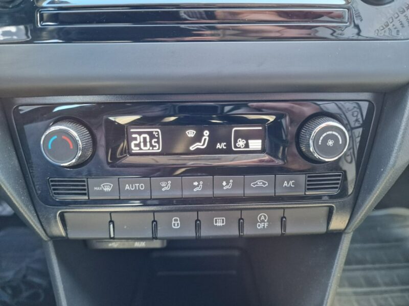 Škoda RAPID 1.4 TDI 90 KM, Navi, Bluetooth, Klimatyzacja, Tempomat, Isofix,
