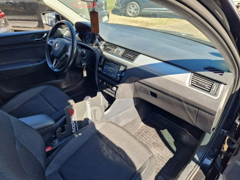 Škoda RAPID 1.4 TDI 90 KM, Navi, Bluetooth, Klimatyzacja, Tempomat, Isofix,