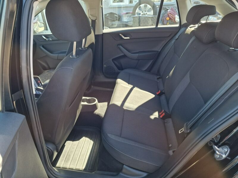 Škoda RAPID 1.4 TDI 90 KM, Navi, Bluetooth, Klimatyzacja, Tempomat, Isofix,