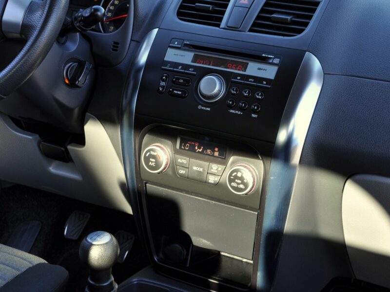 Suzuki SX4 1.6i(120KM)*Lift*Klimatronik*Reling*Grzane Fotele*IWł*Alu16"ASO Suzuki I (2006-2013)
