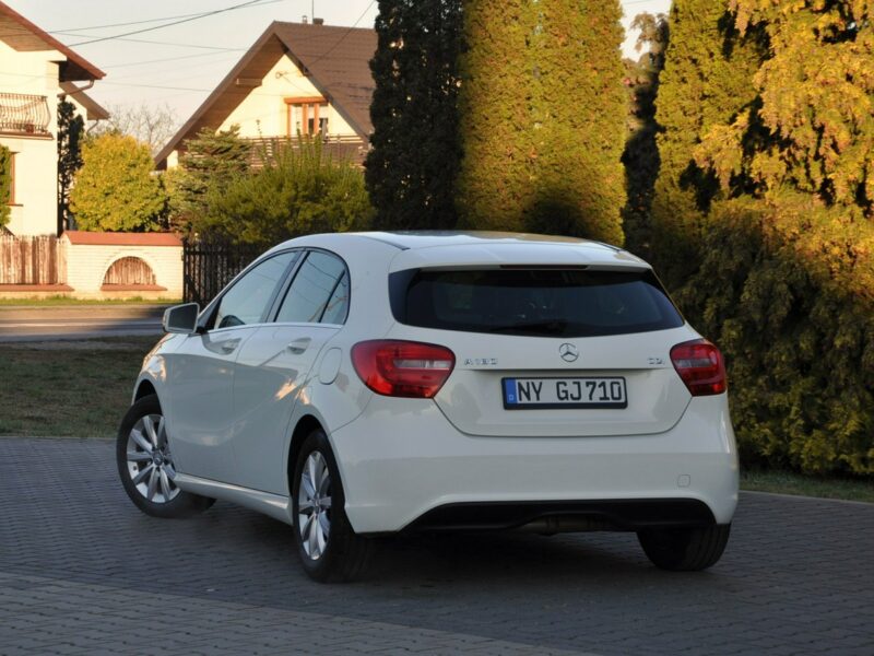 Mercedes A 180 1.5CDI(109KM)*Radar*Duża Navi*Skóry*Grzane Fotele*I Wł*Alu16"ASO W176 (2012-)