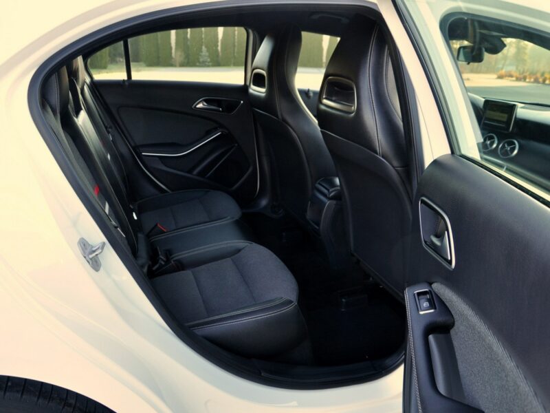 Mercedes A 180 1.5CDI(109KM)*Radar*Duża Navi*Skóry*Grzane Fotele*I Wł*Alu16"ASO W176 (2012-)