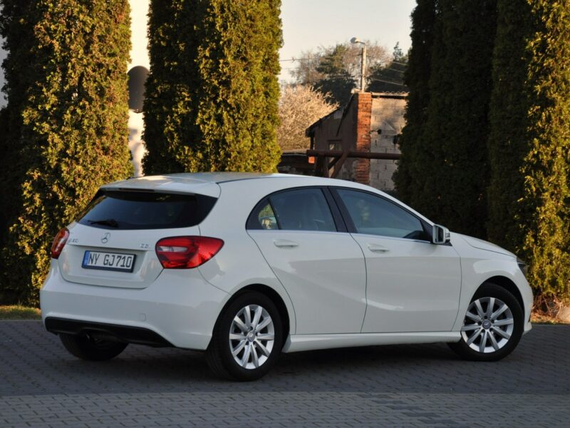 Mercedes A 180 1.5CDI(109KM)*Radar*Duża Navi*Skóry*Grzane Fotele*I Wł*Alu16"ASO W176 (2012-)