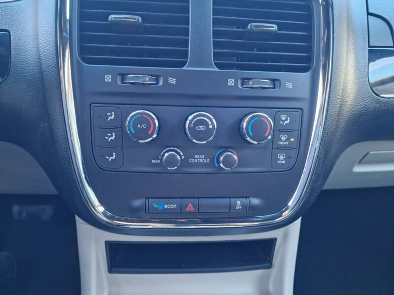 Dodge Grand Caravan 3.6 Benzyna 293 KM, Automat, Kamera Cofania, Bluetooth, Alu, Alkantara V (2007-)