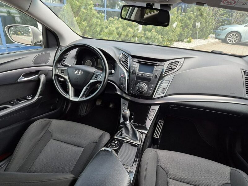 Hyundai i40 LIFT 1.6 GDI * GWARANCJA * kombi * serwisowany * manual * warszawa