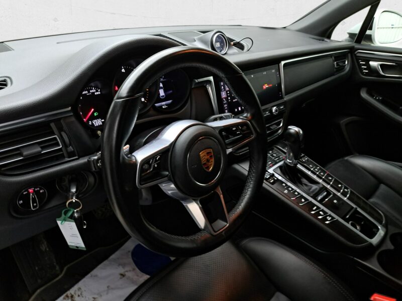Porsche Macan II (2024-)