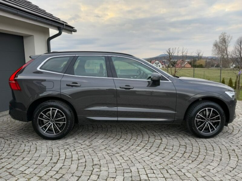 Volvo XC 60 BENZYNA, B4 197PS, AUTOMAT, ORYGINAŁ, NOWY MODEL, GWARANCJA II (2017-)
