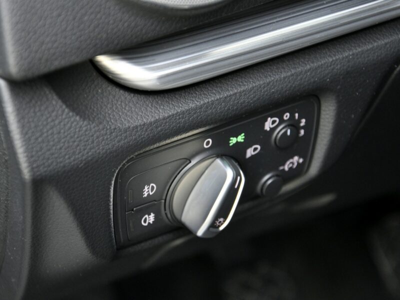 Audi A3 1,4T 140KM Sportback/Navi/Parktronic/Alu/S-line 8V (2012-)