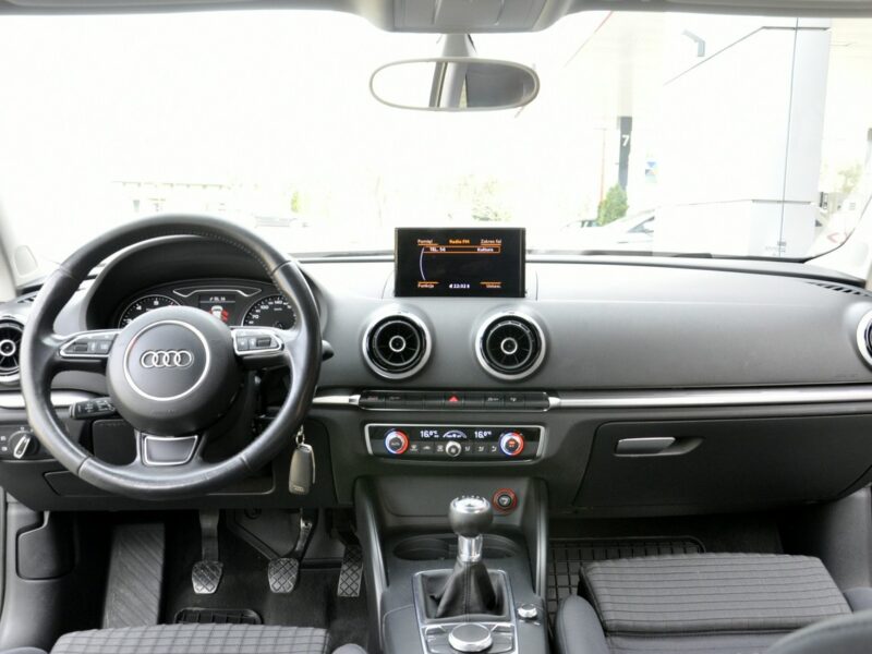 Audi A3 1,4T 140KM Sportback/Navi/Parktronic/Alu/S-line 8V (2012-)