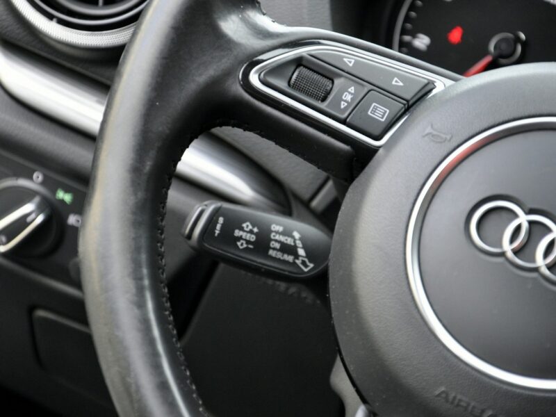 Audi A3 1,4T 140KM Sportback/Navi/Parktronic/Alu/S-line 8V (2012-)