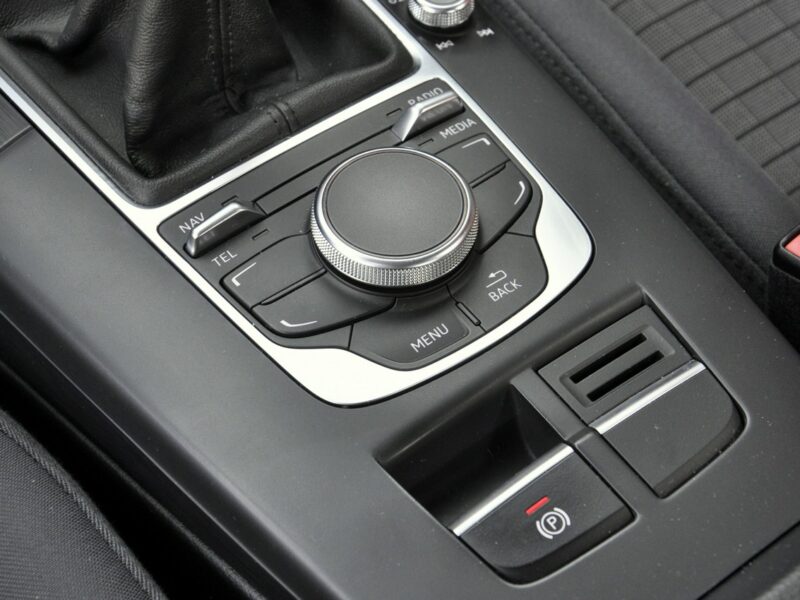 Audi A3 1,4T 140KM Sportback/Navi/Parktronic/Alu/S-line 8V (2012-)