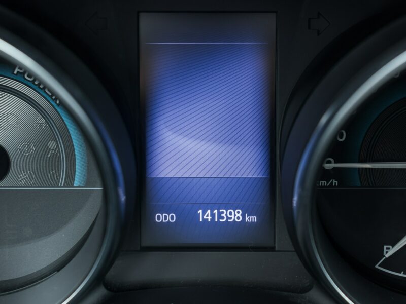 Toyota Auris 1.8_Hybryda_99KM_141 tyś. km II (2012-)