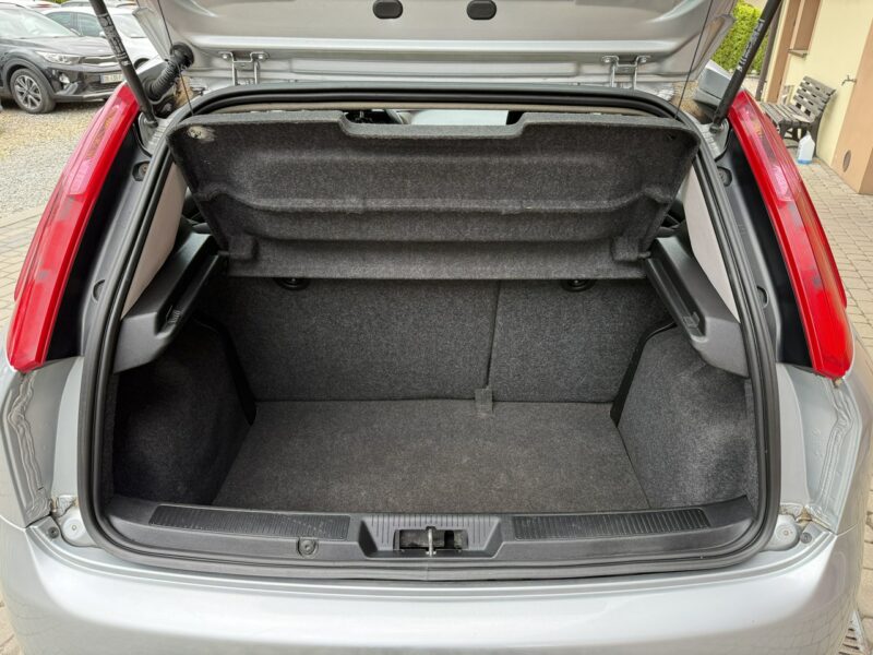 Fiat Grande Punto 1,4 95KM Klimatyzacja