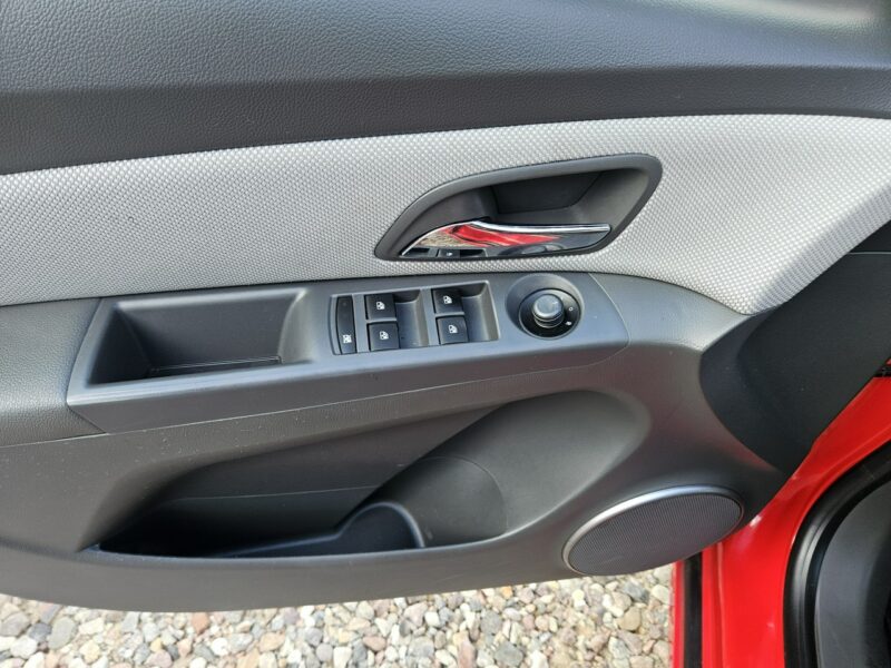 Chevrolet Cruze Opłacony Zdrowy Zadbany Klima Alu Navi Android 1 WŁ Po Serwisie