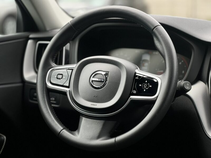 Volvo XC 60 Salon Polska Poleasingowy I właściciel Serwis ASO Bezwypadkowy II (2017-)