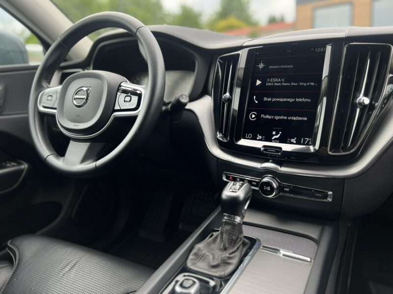 Volvo XC 60 Salon Polska Poleasingowy I właściciel Serwis ASO Bezwypadkowy II (2017-)