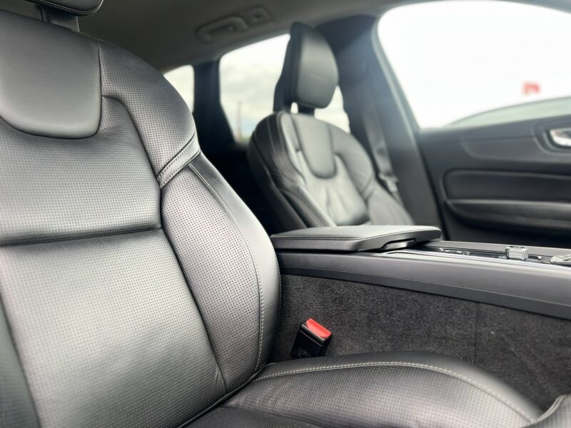Volvo XC 60 Salon Polska Poleasingowy I właściciel Serwis ASO Bezwypadkowy II (2017-)