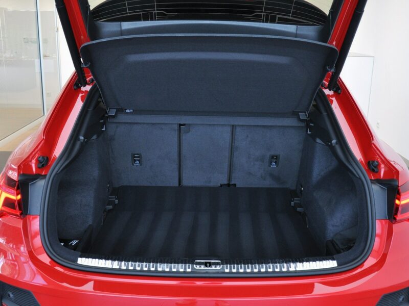 Audi Q3 Sportback 40TDI Quattro Sline Panorama MatrixLed TempomatACC Virtual Hak Webasto