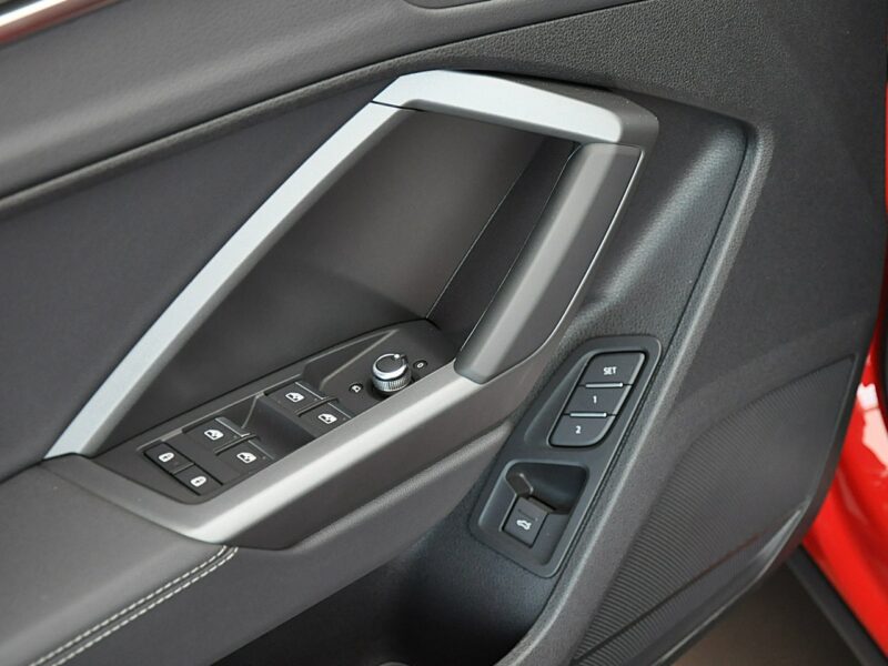 Audi Q3 Sportback 40TDI Quattro Sline Panorama MatrixLed TempomatACC Virtual Hak Webasto