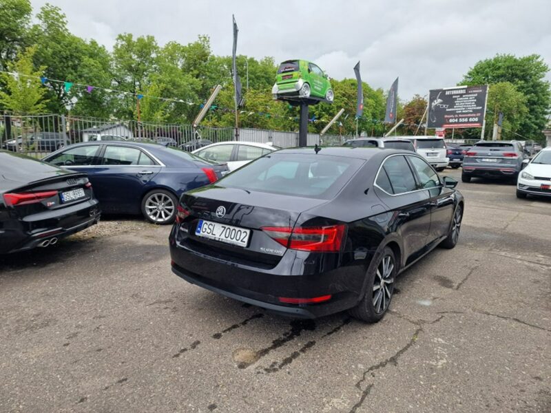 Škoda Superb 2.0 TDI 190 KM, Klimatyzacja, Alufelgi, Grzane Fotele, Bluetooth, NAVI III (2015-2023)