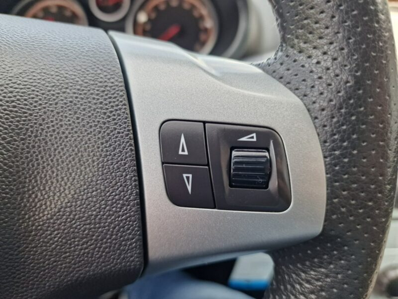 Opel Corsa 1.2 Benzyna 80 KM, Automat, Klimatyzacja, Alufelgi, Komputer, Tempomat D (2006-2014)