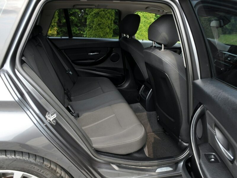 BMW 320 2.0d(184KM)*Bi-Xenon*Ringi*Duża Navi*2xParktr*I Wł*Welur*Alu18"ASO F30/F31 (2012-)