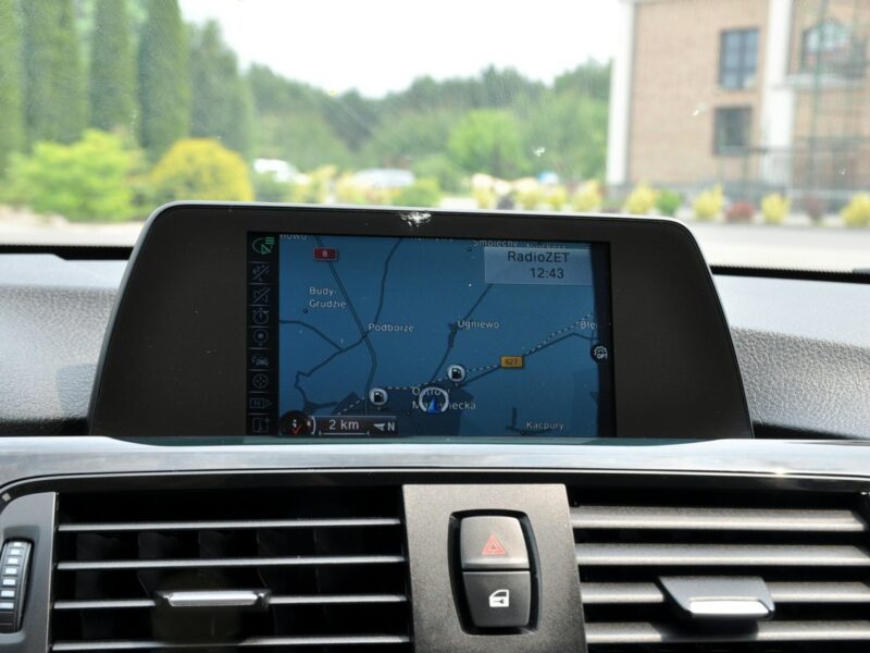 BMW 320 2.0d(184KM)*Bi-Xenon*Ringi*Duża Navi*2xParktr*I Wł*Welur*Alu18"ASO F30/F31 (2012-)