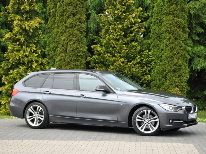 BMW 320 2.0d(184KM)*Bi-Xenon*Ringi*Duża Navi*2xParktr*I Wł*Welur*Alu18"ASO F30/F31 (2012-)