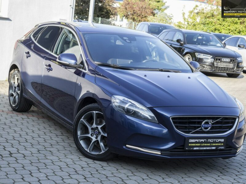 Volvo V40 Ocean Race / Skóry / Navi / BDB zadbany / Gwarancja na rok II (2012-)